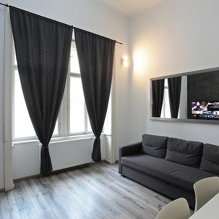 Apartment House - The Modern Flat Прага Екстер'єр фото