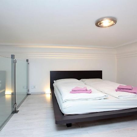 Apartment House - The Modern Flat Прага Екстер'єр фото