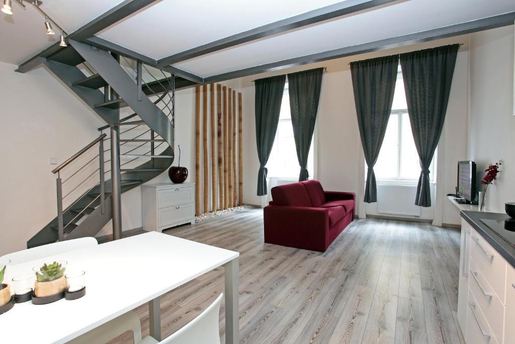 Apartment House - The Modern Flat Прага Екстер'єр фото