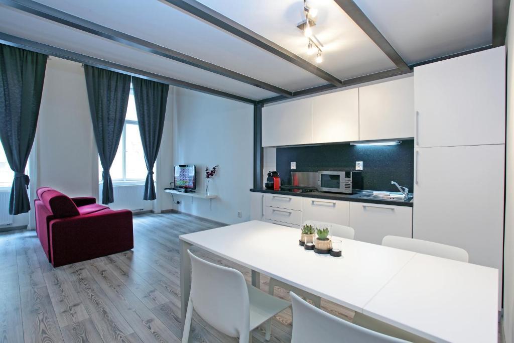 Apartment House - The Modern Flat Прага Екстер'єр фото